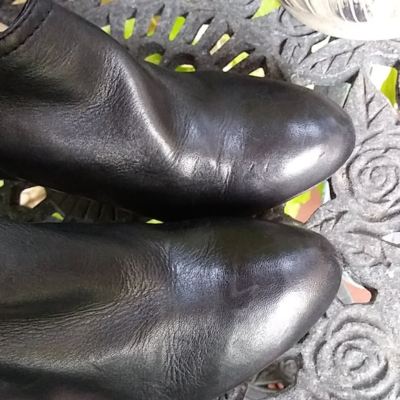 Vince Camuto heels - Picture 7 of 13